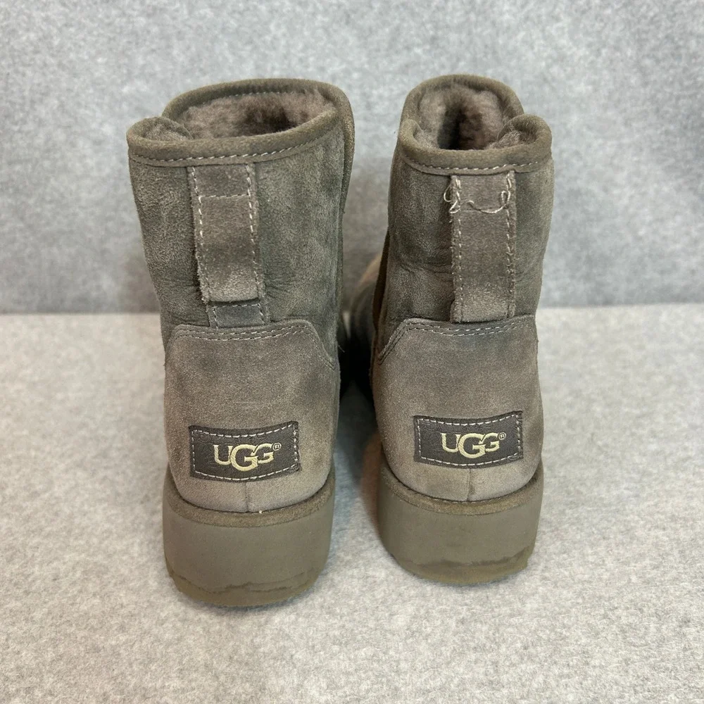 UGG Kristin Wedge Boot Grey Suede Shearling Ankle Boot Winter Cozy Womens Size 6